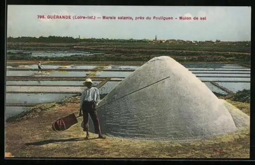 AK Guerande, Marais salants, pres du Pouliguen, Mulon de sel