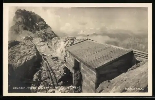 AK Watzmann Hocheck, Berghütte mit Mittelspitze