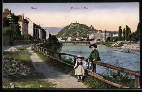 AK Graz, Partie an der Mur mit Murbrücke, Schloss und Kindern