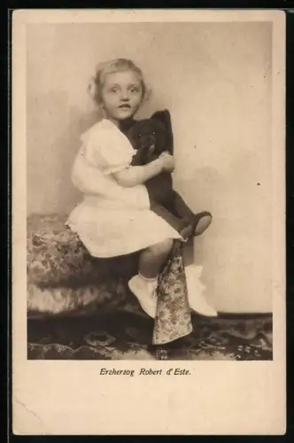 AK Erzherzog Robert von Österreich mit Teddy im Arm
