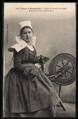 AK Rosporden, Coiffe de travail et de deuil, junge Frau am Spinnrad