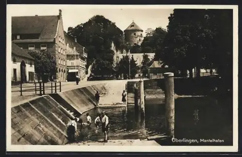 AK Überlingen / Bodensee, Strassenpartie am Mantelhafen