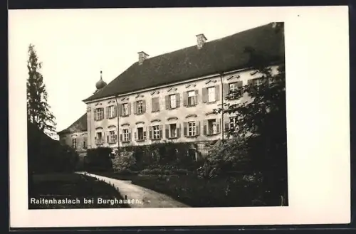 AK Raitenhaslach bei Burghausen, Blick zum Schloss