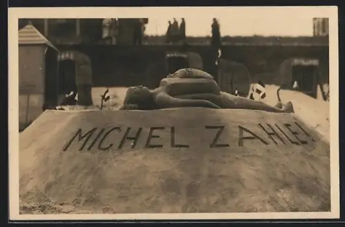 AK Wangerooge, Sandskulptur Michel Zahle am Strand
