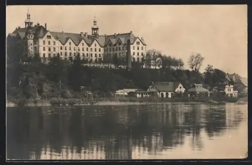 AK Plön, Schloss vom See aus