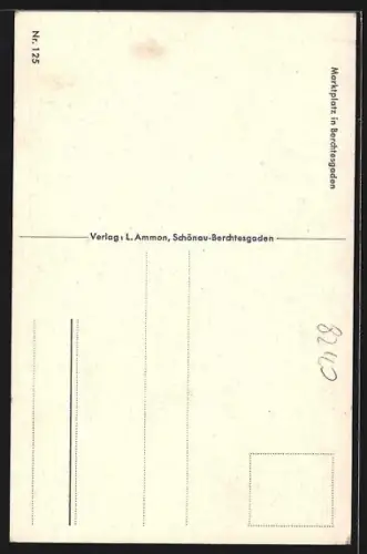 AK Berchtesgaden, Marktplatz mit Brunnen und historischen Gebäuden