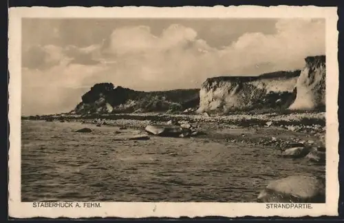 AK Staberhuck a. Fehm., Strandpartie, Steilküste, Felsen