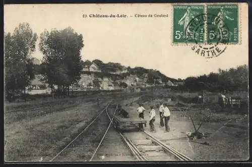 AK Château-du-Loir, Côteau de Goulaud avec ouvriers sur les voies ferrées