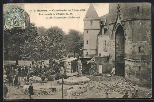 AK Mamers, Catastrophe du 1er juin 1904, Les abords de l`Église N.-D. et du Pensionnat St-Joseph