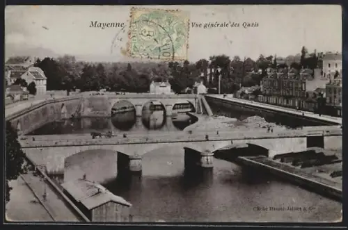 AK Mayenne, Vue générale des Quais