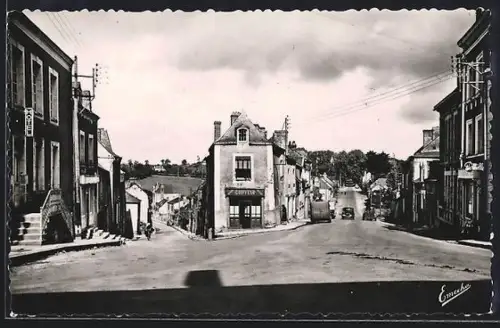 AK Cossé-le-Vivien /Mayenne, Rue de Bretagne et rue de la Tannerie