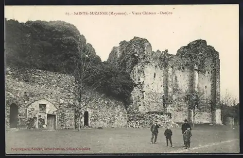 AK Sainte-Suzanne /Mayenne, Vieux Château, Donjon