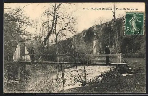AK Saulges /Mayenne, Passerelle des Grottes