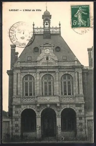 AK Lassay, L`Hôtel de Ville