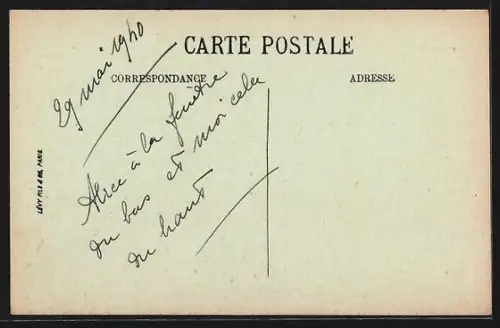 AK Saint-Oeun-des-Toits, La Place