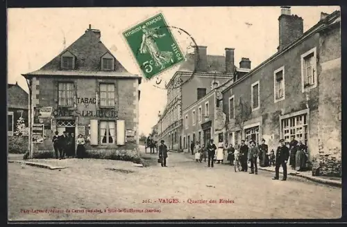 AK Vaiges, Quartier des Ecoles avec Café