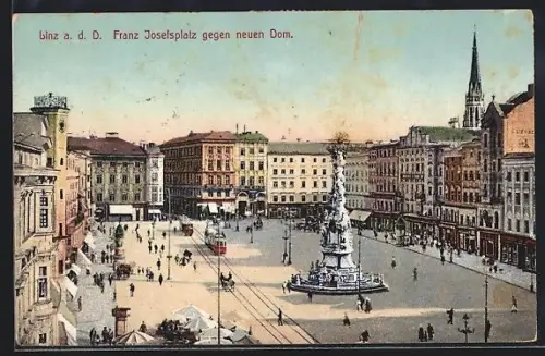 AK Linz a. d. D., Franz Josefsplatz gegen neuen Dom, Strassenbahn