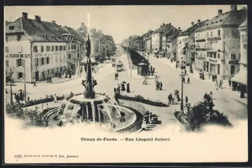 AK Chaux-de-Fonds, Rue Léopold Robert, Strassenpartie mit Strassenbahn