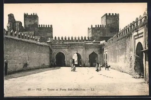 AK Fez, Tours et Porte Bab-Dekakene
