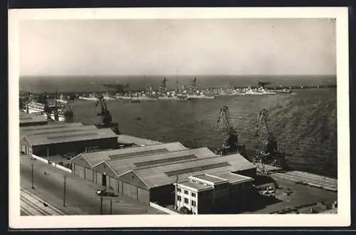 AK Casablanca, L`escadre dans le port