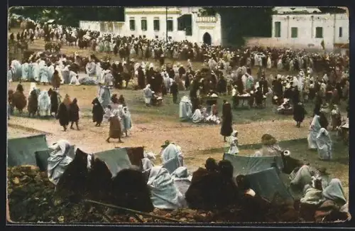 AK Tánger, Soco de afuera