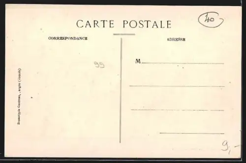 AK Mimizan-les-Bains /Landes, Hôtel Lespès et visiteurs devant le bâtiment historique