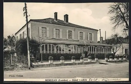 AK Mimizan /Landes, Hôtel Taris avec terrasse et végétation en facade