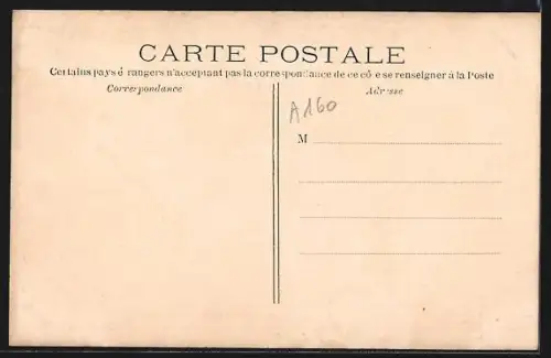 AK Dax, Promenade des Remparts avec des gens assis et marchant sous les arbres