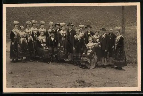 AK Hochzeit im Kinzigtal, Schwarzwälder Tracht