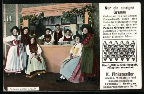 AK Frauen und Mann im Schwarzwälder Tracht am Tresen