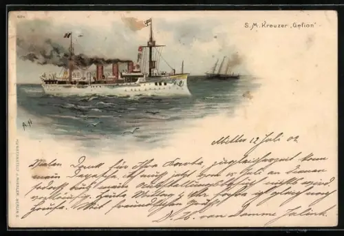 Künstler-AK A. Heide: Kriegsschiff S.M.S. Gefion des Ostasiengeschwaders unter Volldampf