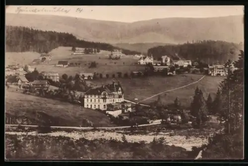 AK Spindelmühle i. Böhmen, Ortspartie mit Hotel Deutscher Kaiser u. Planur, Riesengebirge