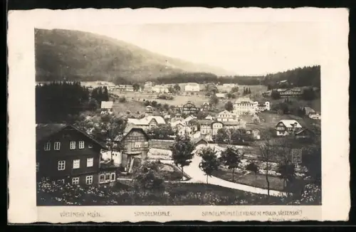 AK Vretenský Mlýn, Panorama mit Strassenpartie