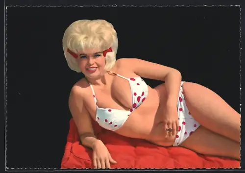 AK Jayne Mansfield posiert im Pünktchen-BH