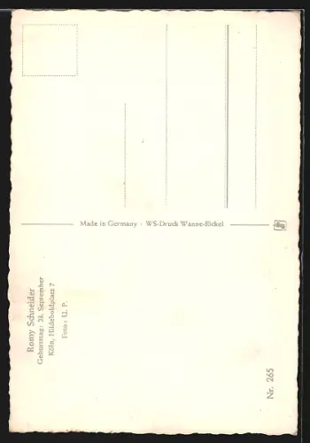 AK Schauspielerin, Romy Schneider in Knopfkleid