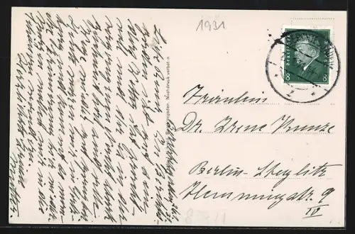 AK Berchtesgaden, Marktplatz mit Brunnen und historischen Häusern im Winter