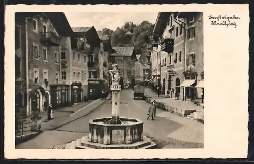 AK Berchtesgaden, Marktbrunnen, Apotheke
