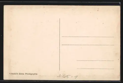 AK München, Hauptbahnhof mit Parkplatz für Autos