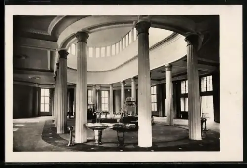 AK Frantiskovy Lázne, Vnitrek pavilonu Glauberova pavilonu