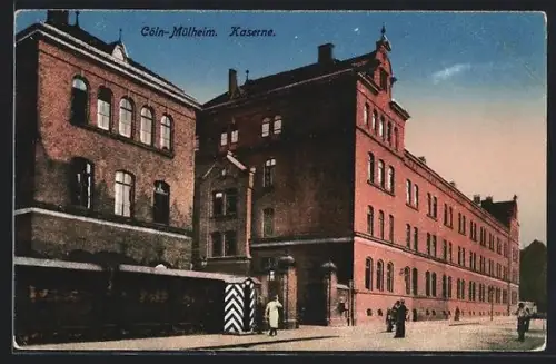 AK Köln-Mülheim, Kaserne mit Soldaten