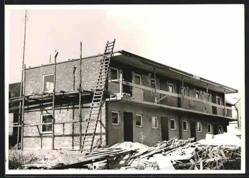 AK Wangerooge, Gebäudeansicht mit Bauschutt