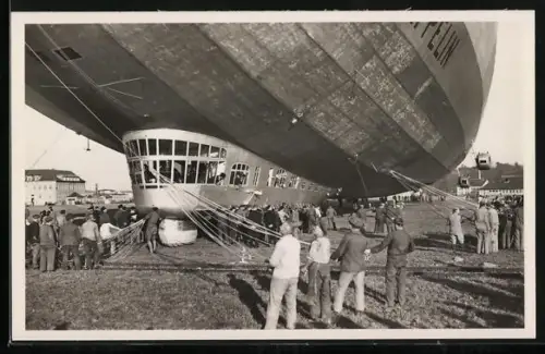 AK Luftschiff Graf Zeppelin vor dem Start, Führergondel