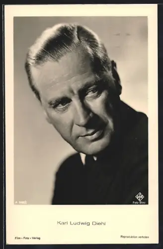 AK Schauspieler Karl Ludwig Diehl, der Blick zur Seite gewandt