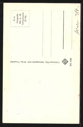 AK Schauspieler Eddie Fisher bei einer Sangesdarbietung