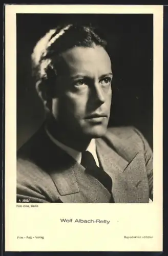 AK Schauspieler Wolf Albach-Retty, im Anzug gesehen