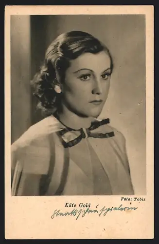 AK Schauspielerin Käte Gold blickt fragend in die Ferne