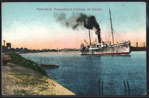 AK Port-Said, Paquebot à l`entrée du Canal