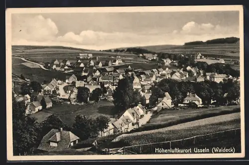 AK Usseln /Waldeck, Teilansicht mit Strassenpartie