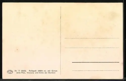 AK Rollepass, Strassenpartie mit Gebäuden, Cimon della Pala, Vezzana und Cima dei Burdoni