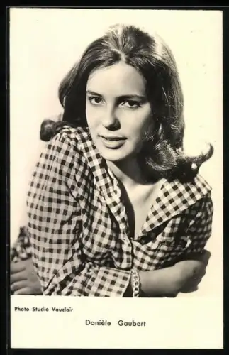 AK Schauspielerin Daniele Gaubert im Porträt